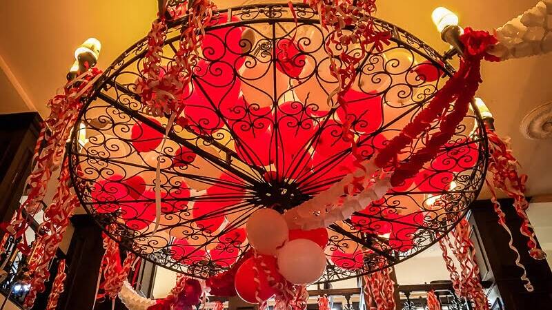 K&ouml;ln Aktivit&auml;ten Karneval Deko K&ouml;lscher Brauh&auml;user