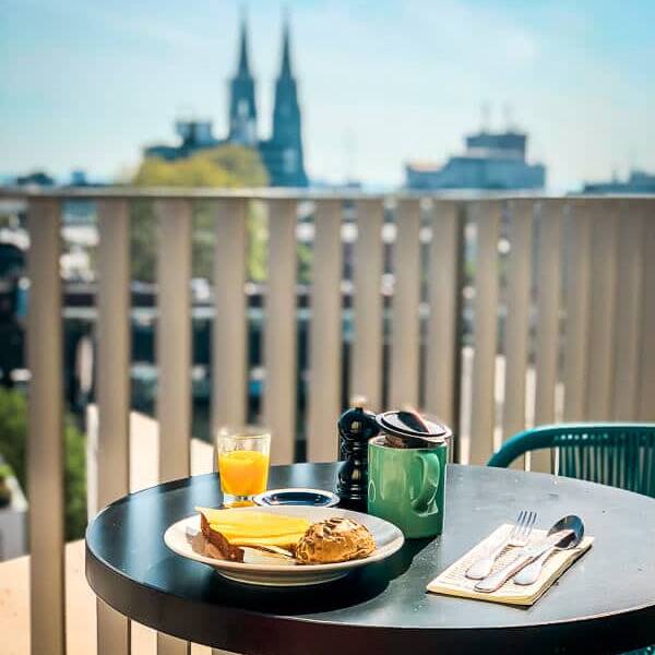 K&ouml;ln Unterkunft 25 Hours Hotel Fr&uuml;hst&uuml;ck Domblick