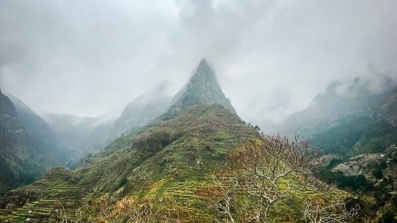 Portugal Madeira Sehensw&uuml;rdigkeiten Berg H&uuml;gel