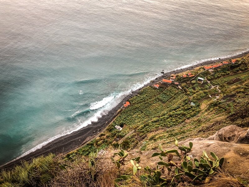 Portugal Madeira Sehensw&uuml;rdigkeiten Faja dos Padres Steilk&uuml;ste
