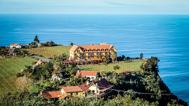 Portugal Madeira Sehensw&uuml;rdigkeiten Quinta do Furao Steilk&uuml;ste Hotel Santana