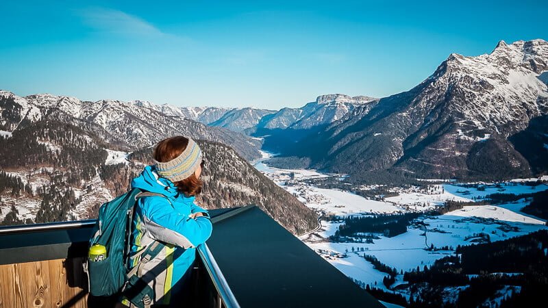 Aussicht auf das Pillerseetal vom Jakobskreuz der Buchensteinwand Gipfel
