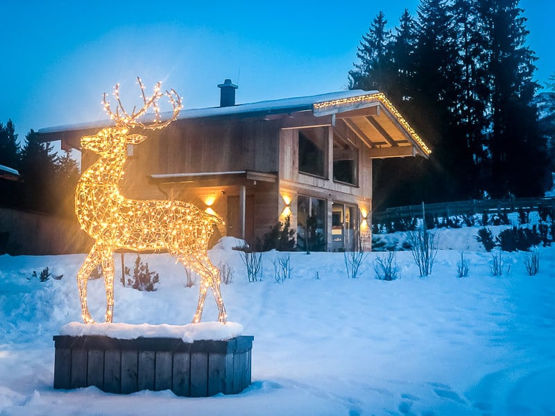 Chalets und Hotel Grosslehen in Fieberbrunn im Pillerseetal Abendstimmung