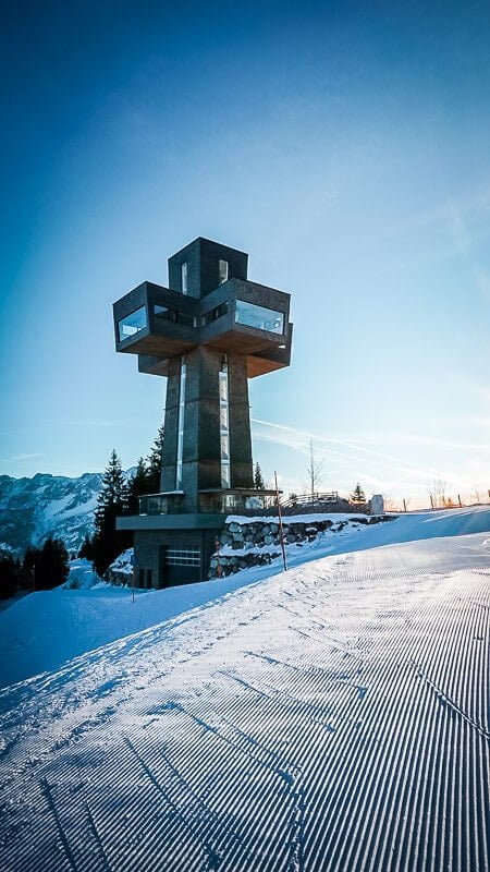 Das begehbare Jakobskreuz auf der Buchensteinwand im Pillerseetal