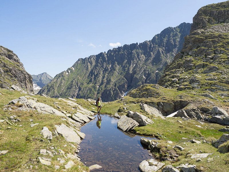 Fernwanderweg Schladminger Tauern H&ouml;henweg Bergsee und Bergpanorama