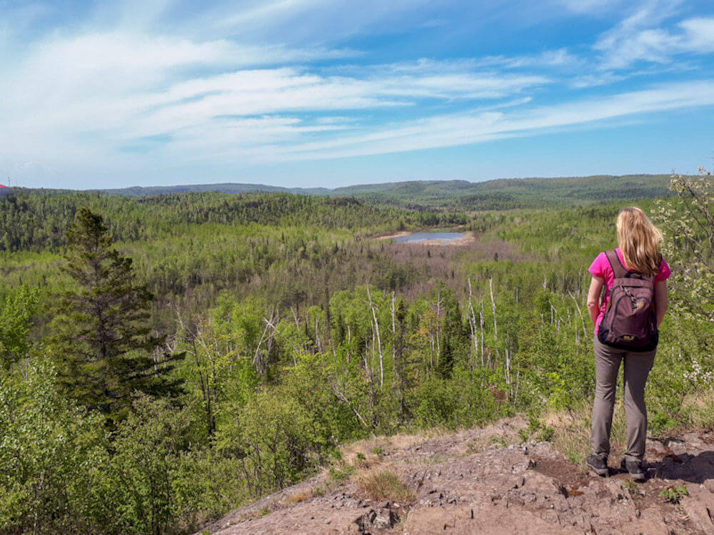 Blick auf die W&auml;lder und Seen des Fernwanderweges Superior Hiking Trail