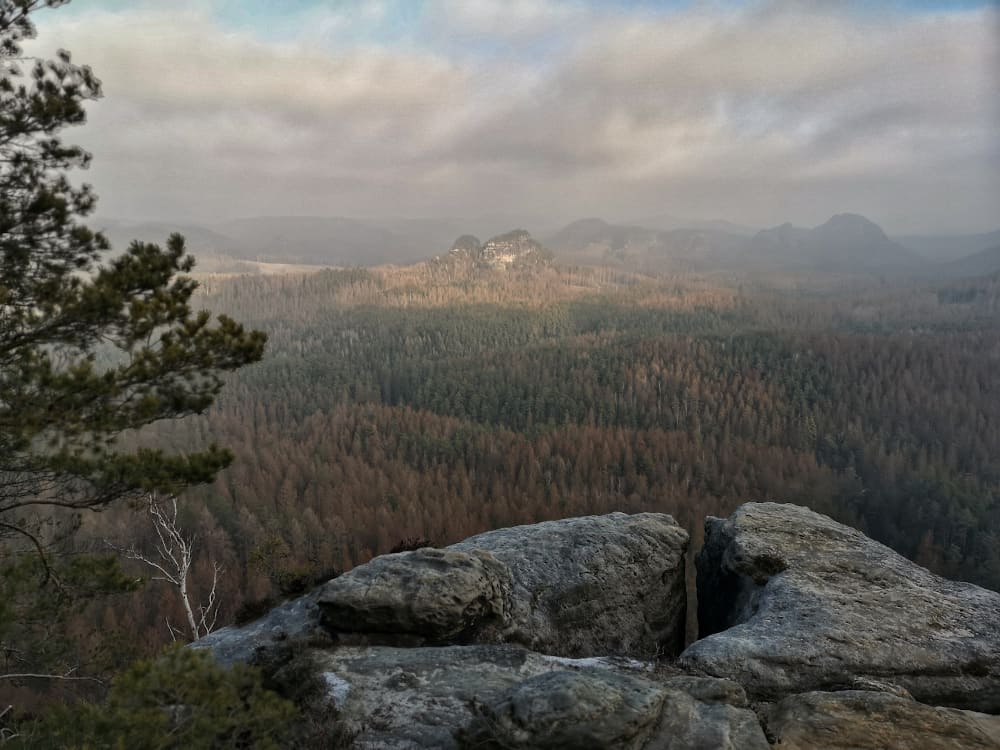 Aussicht von der Felsenspitze des Kleinen Winterbergs in der S&auml;chsischen Schweiz