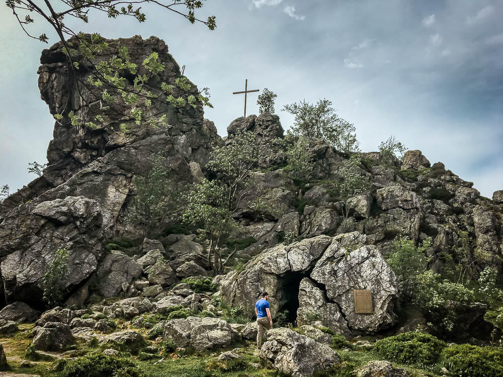 Wandern im Sauerland an den Bruchhauser Steinen - Feldstein