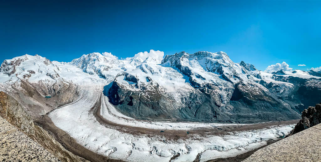Gornergletscher an der Bergstation der Gornergratbahn
