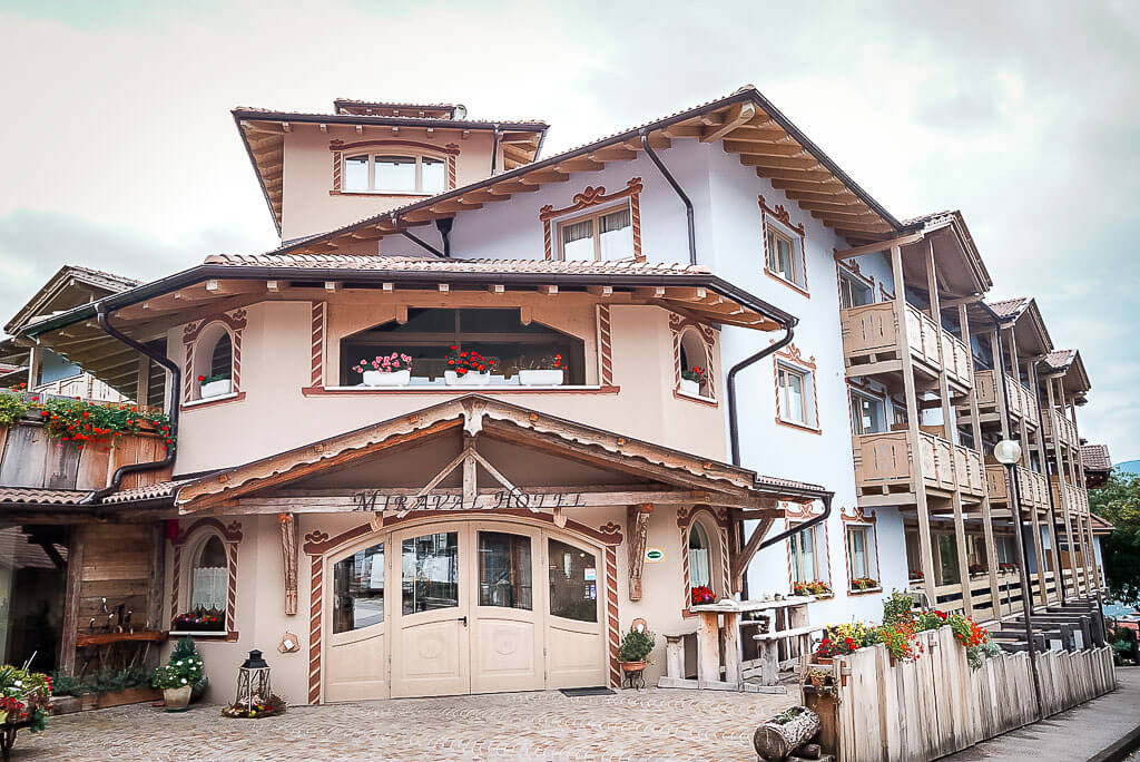 Hotel Miraval in Cor&eacute;do im Trentino