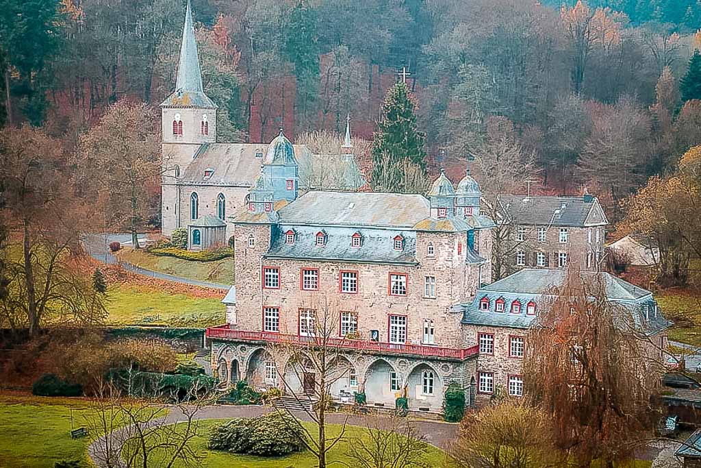 Bergisches Land Wandern bei Schloss Gimborn bei Marienheide