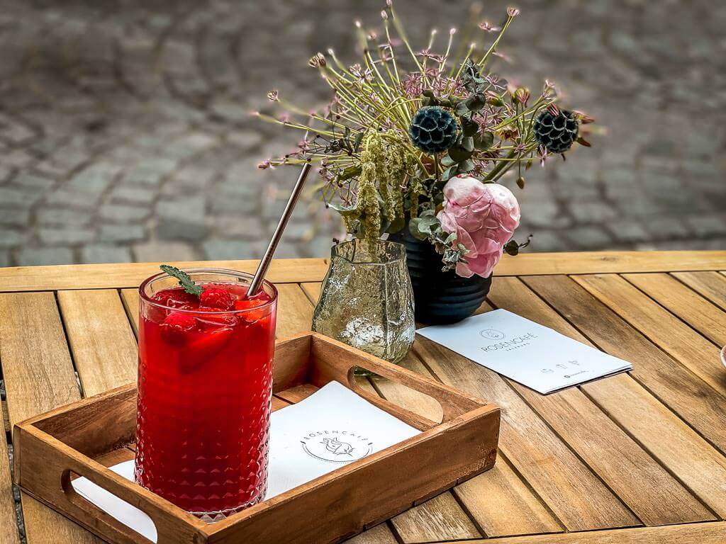 Salzburg Rosencafe -Hausgemachte Limonade
