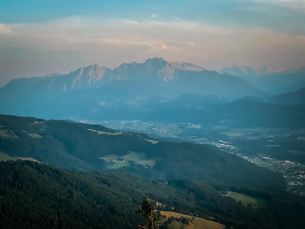 Salzburg Wandern auf den Gaisberg beim Sonnenuntergang