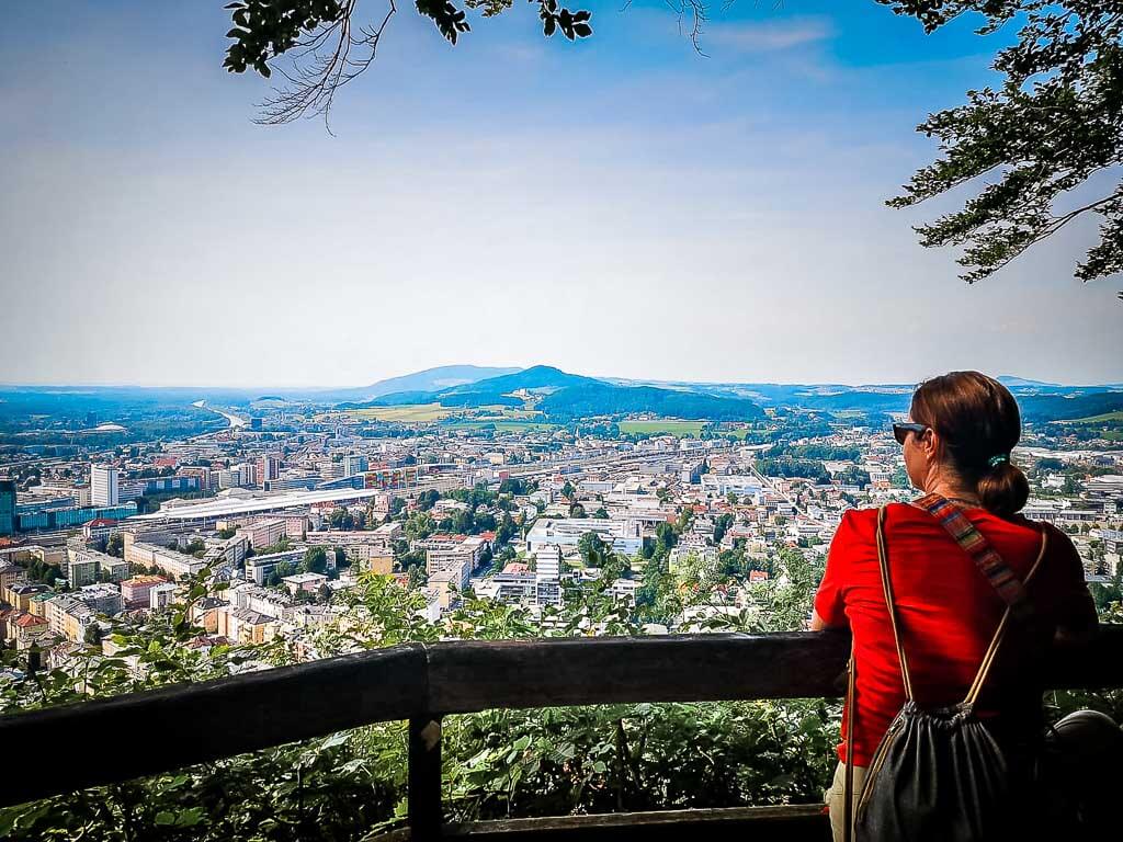 Salzburg Wandern auf dem Stadtberg Kapuzinerberg mit Couchflucht
