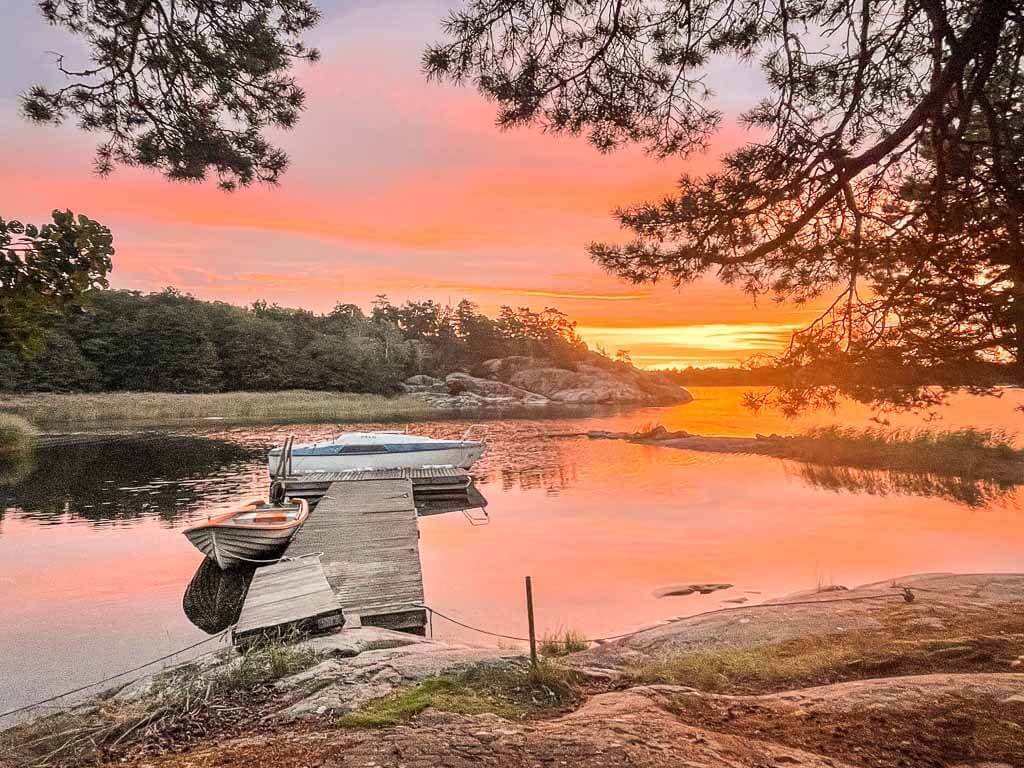 Id&ouml;borg Sonnenuntergang mit Booten