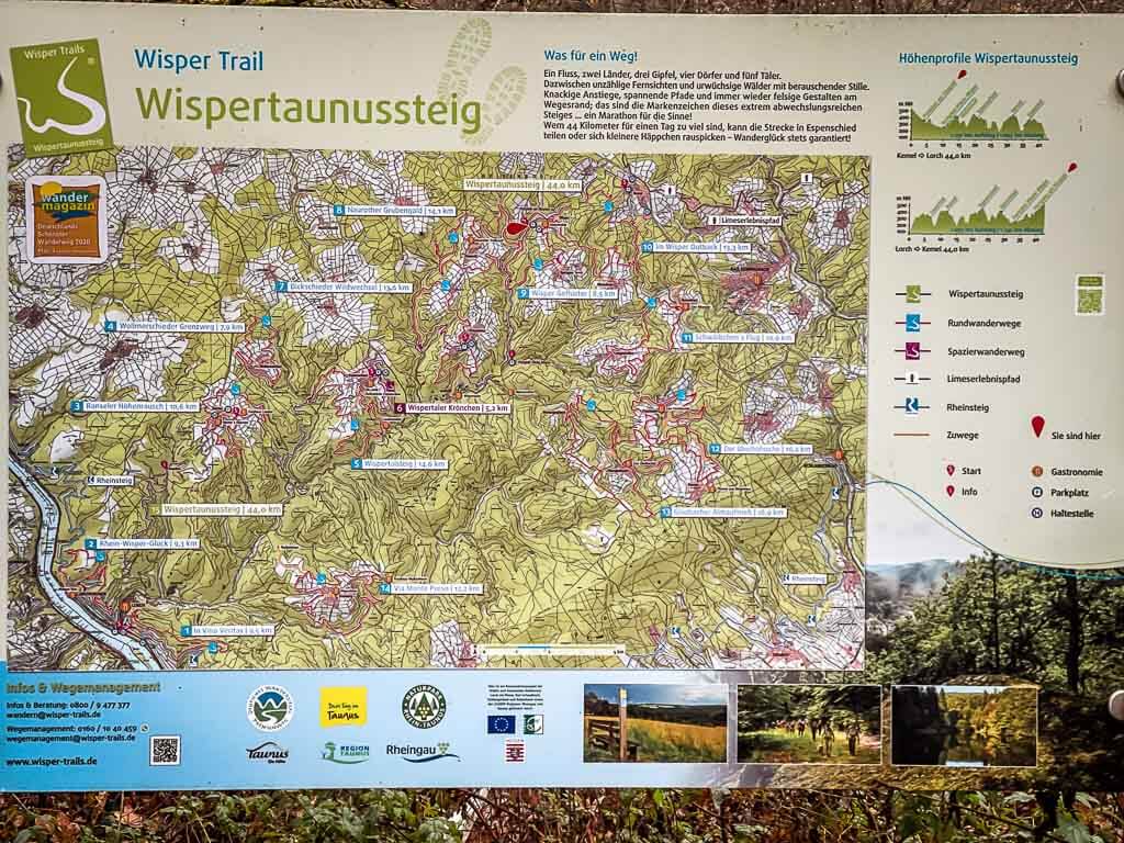 Wispertaunussteig - Schild mit &Uuml;bersicht und Wegverlauf