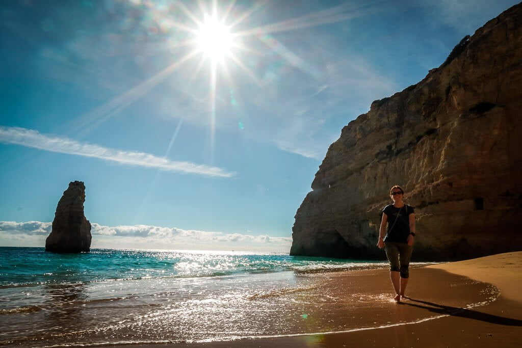 Couchflucht Sabrina Bechtold am Strand Praia do Carvalho an der Algarve