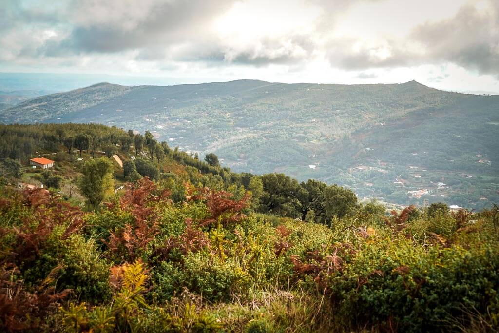 Wandern an der Algarve in den Bergen von Monchique