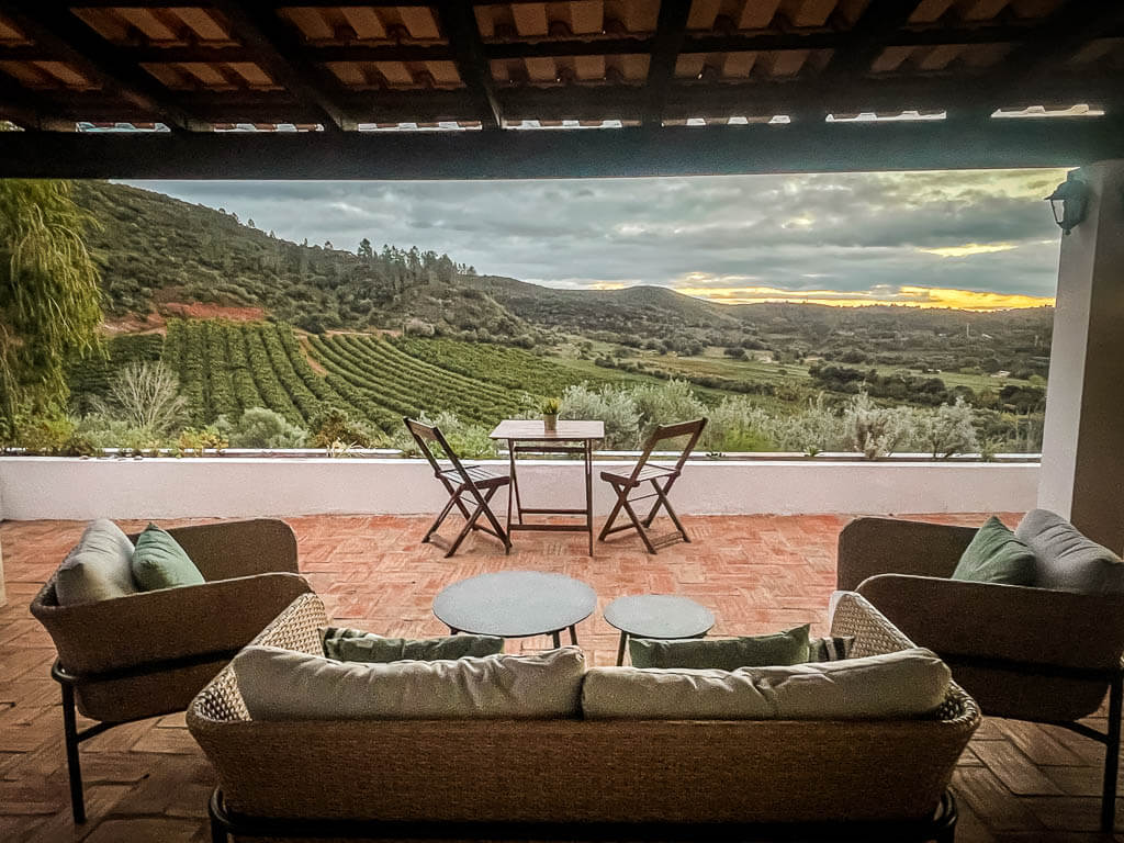Terrasse im Vale Fuzeiros Nature Guest House an der Algarve