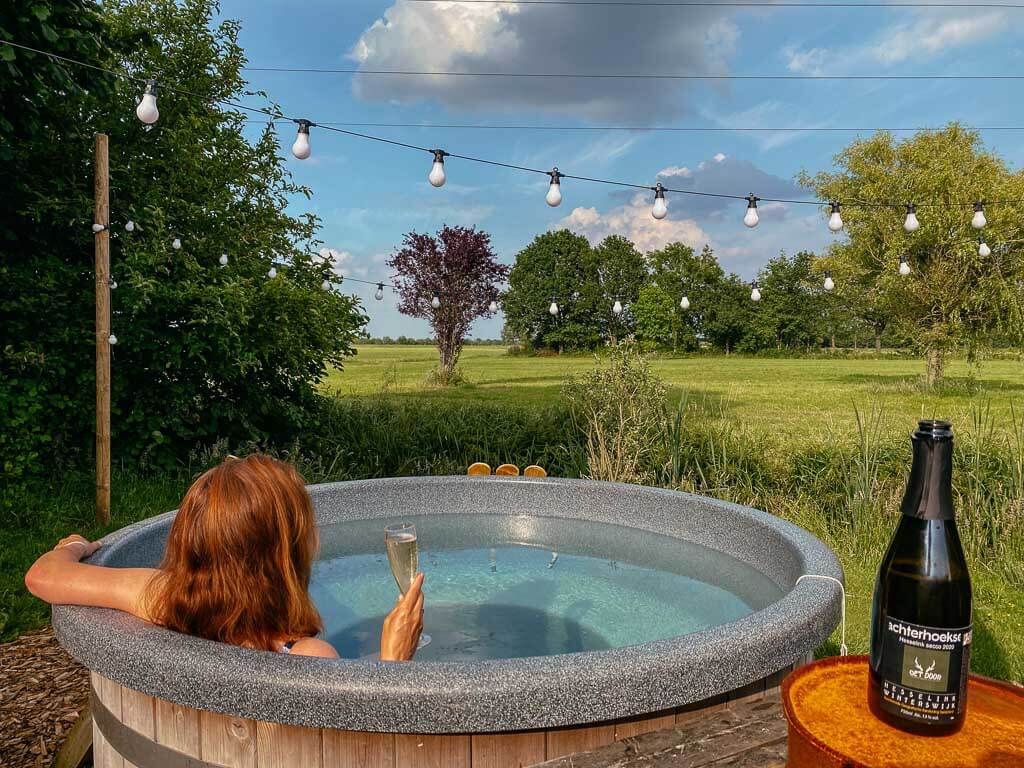 Oetdoor in Achterhoek - Couchflucht im Hot Tub