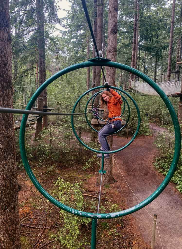 Couchflucht Sabrina Bechtold beim Klettern im Klimbos Achterhoek