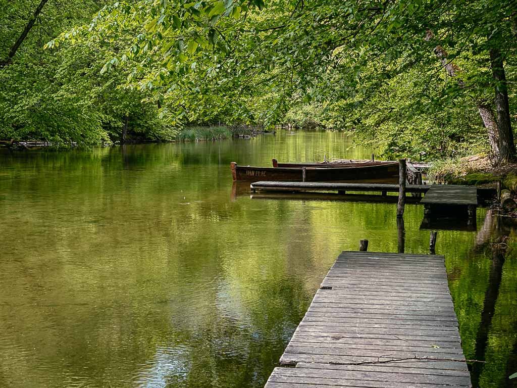 Steg an der Krutynia in Masuren