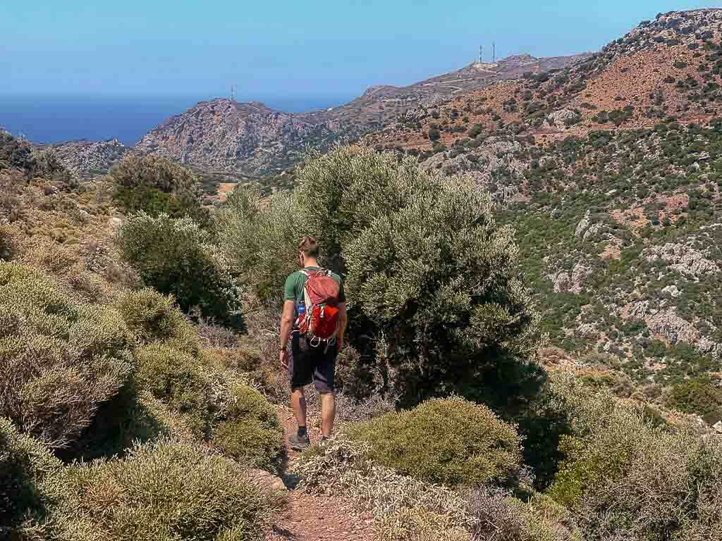 Kretas Schluchten - Wanderer auf dem Weg von Azogires nach Paleochora auf Kreta