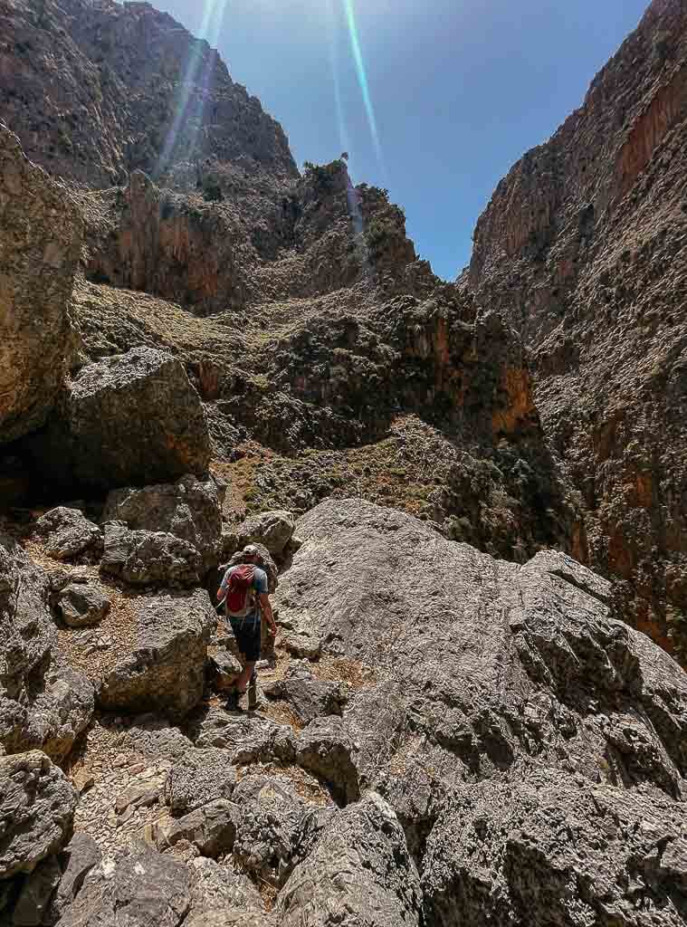 Kretas Schluchten - Felsen in der Aradena Schlucht