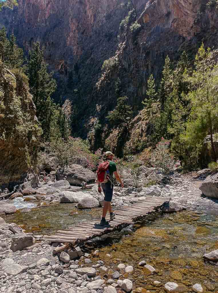 Kretas Schluchten - Holzbr&uuml;cke in der Samaria Schlucht