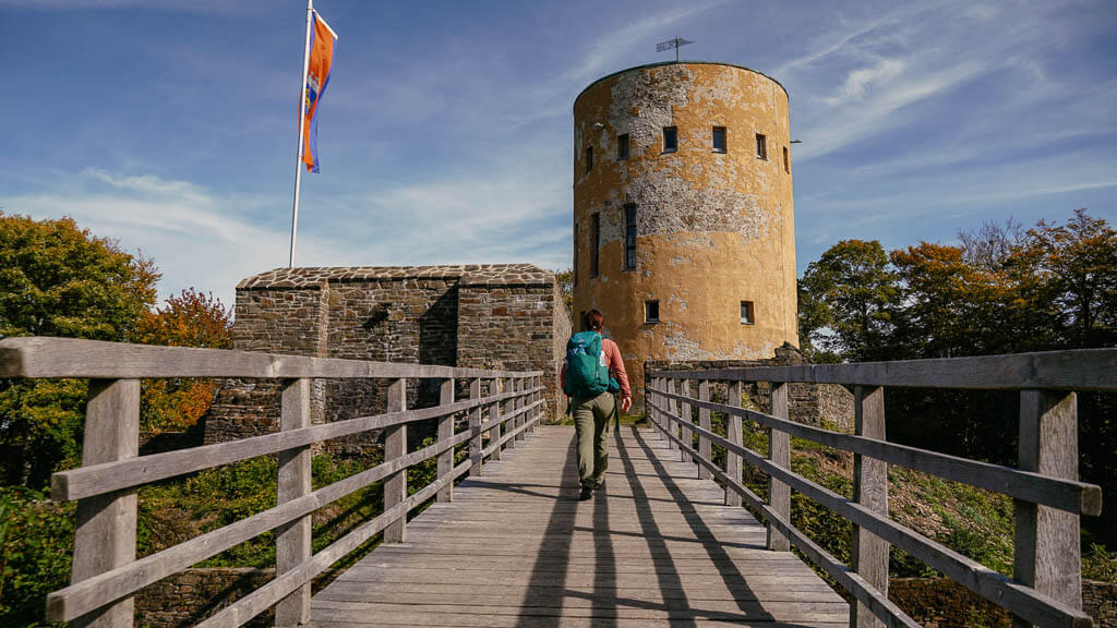 Rothaarsteig - Couchflucht an der Ginsburg