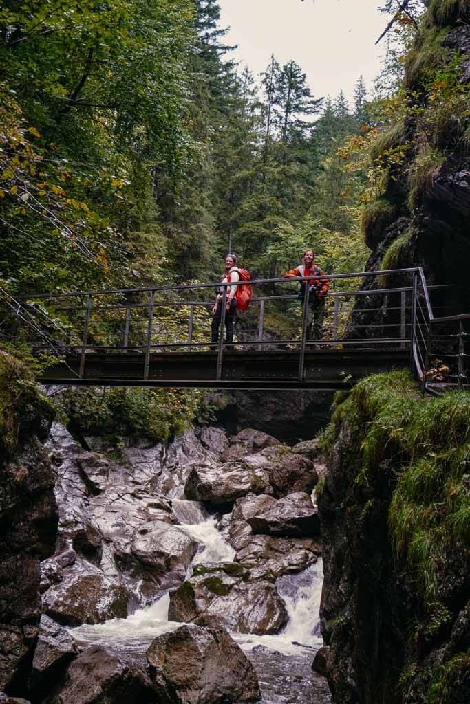 Wandertrilogie Allg&auml;u - Holzbr&uuml;cke in der Starzlachklamm bei Sonthofen