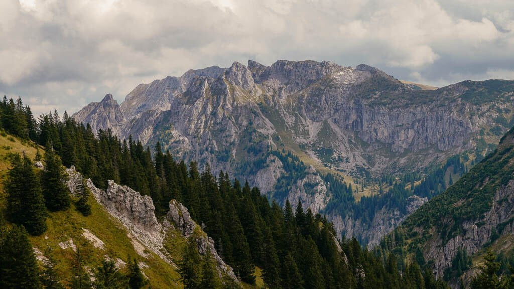Ammergebirge-Panorama vom Tegelberg im Allg&auml;u