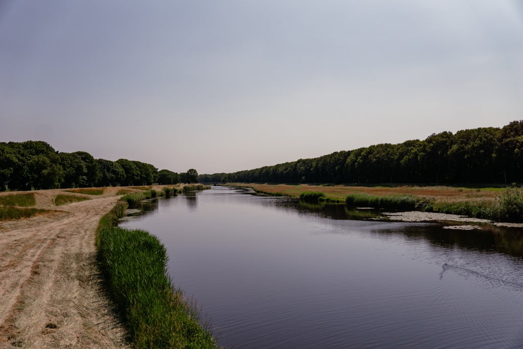 Radtour in der Flusslandschaft der Provinz Brabant