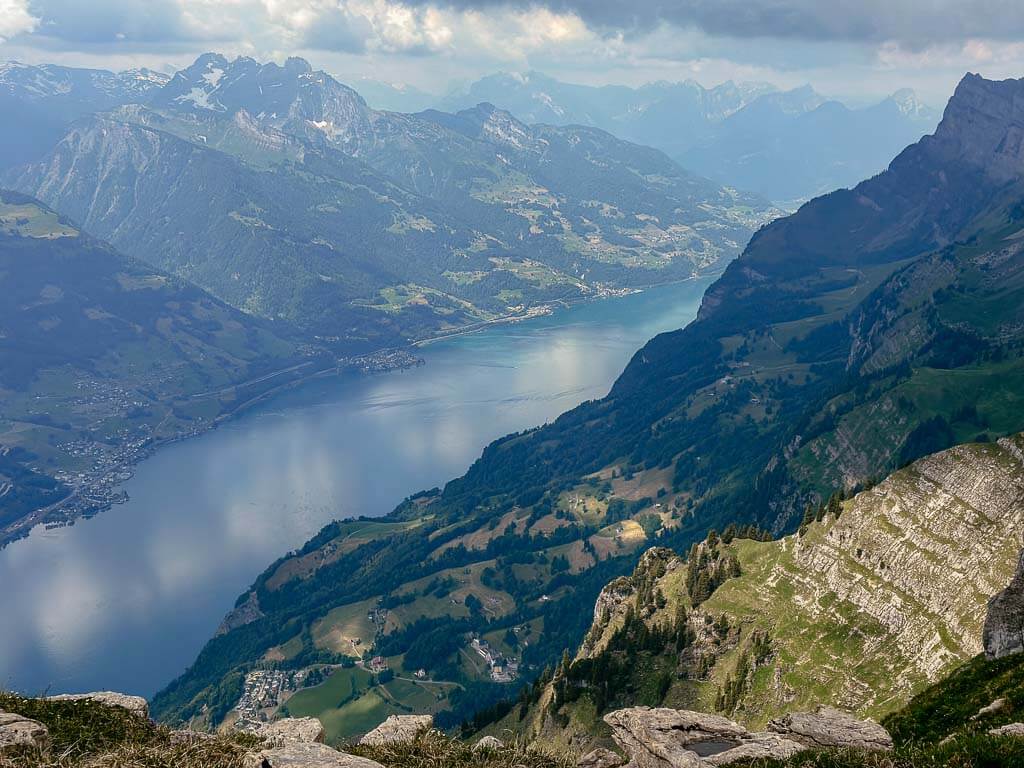 Ausblick auf den Walensee vom Ch&auml;serrugg