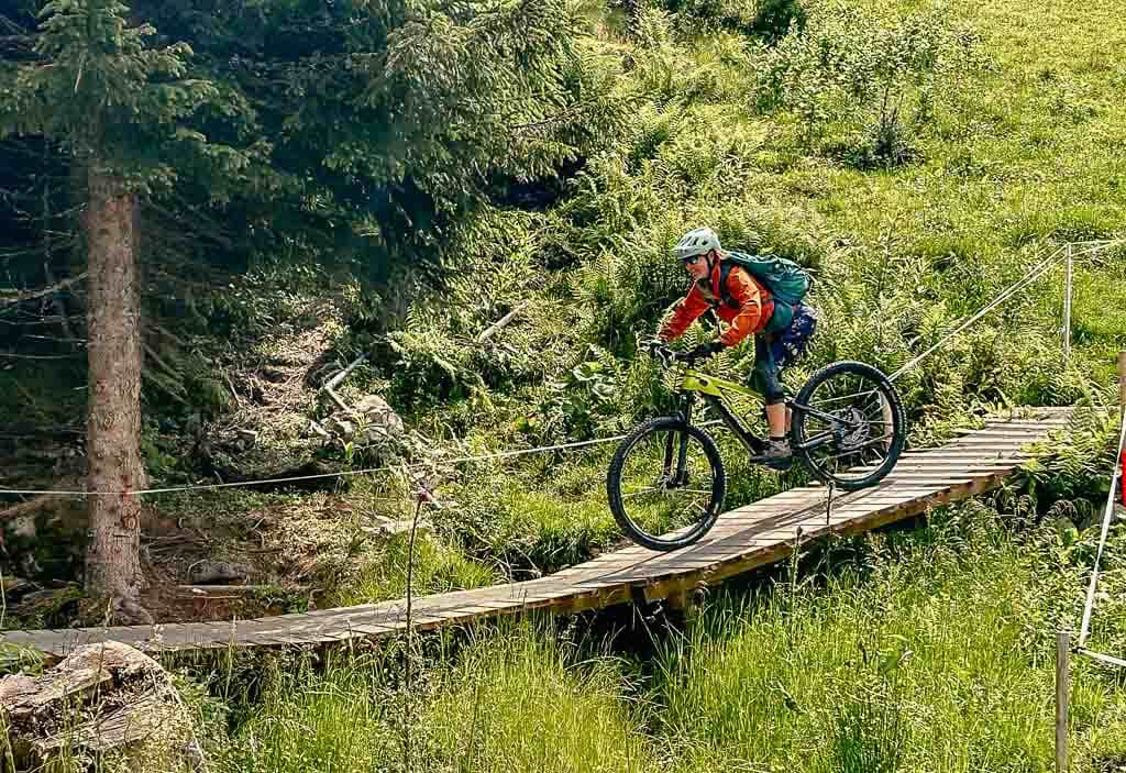 Couchflucht mit Mountainbike auf dem Hubertus Trail im Trailpark Hochjoch im Momtafon