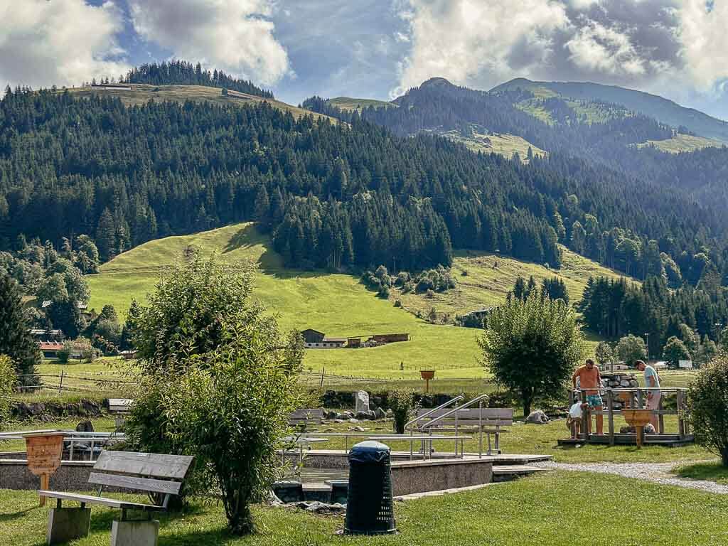 Kneippgarten bei Aschau beim Wandern auf dem KAT Walk