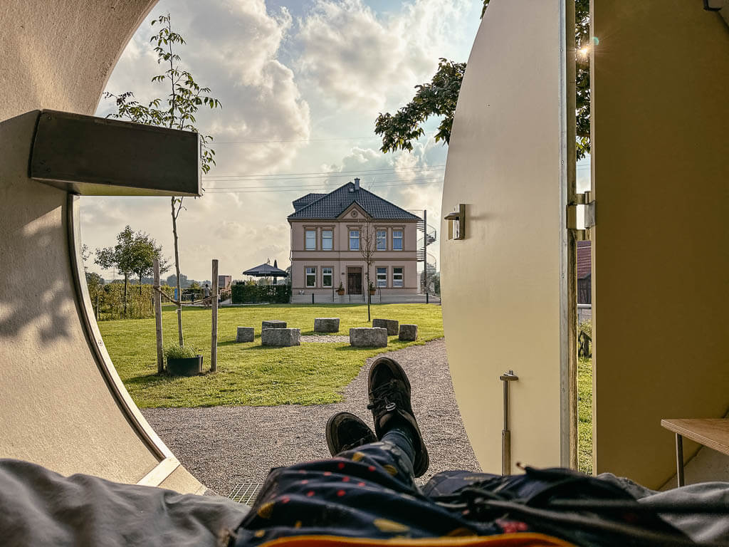 &Uuml;bernachtung in der Kanalr&ouml;hre am Parkhotel des Hof Emscher-Auen in Castrop-Rauxel