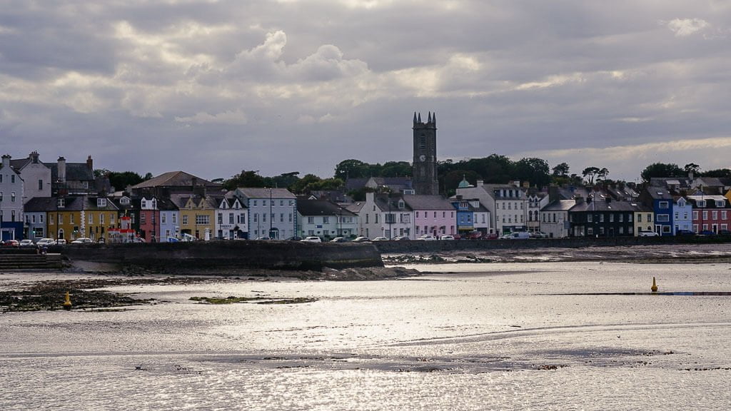 Das bunte K&uuml;stenst&auml;dtchen Donaghadee an der Mourne Coastal Route in Nordirland