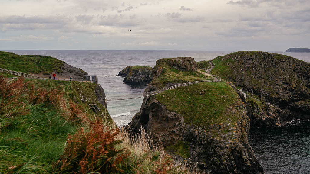 H&auml;ngebr&uuml;cke von Carrick-a-Rede an der Causeway Coast in Nordirland
