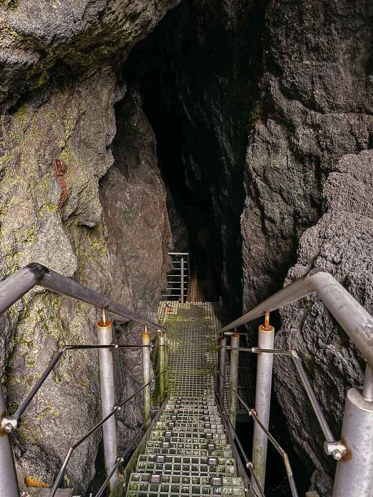 Gobbins Cliff Path in Nordirland