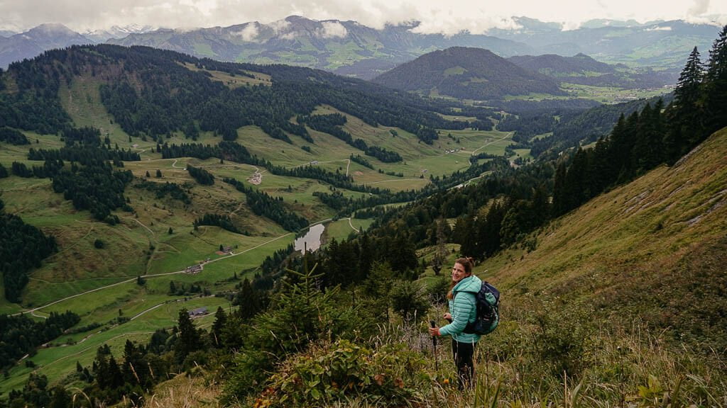Wandern im Lecknertal am Lecknersee im Bregenzerwald