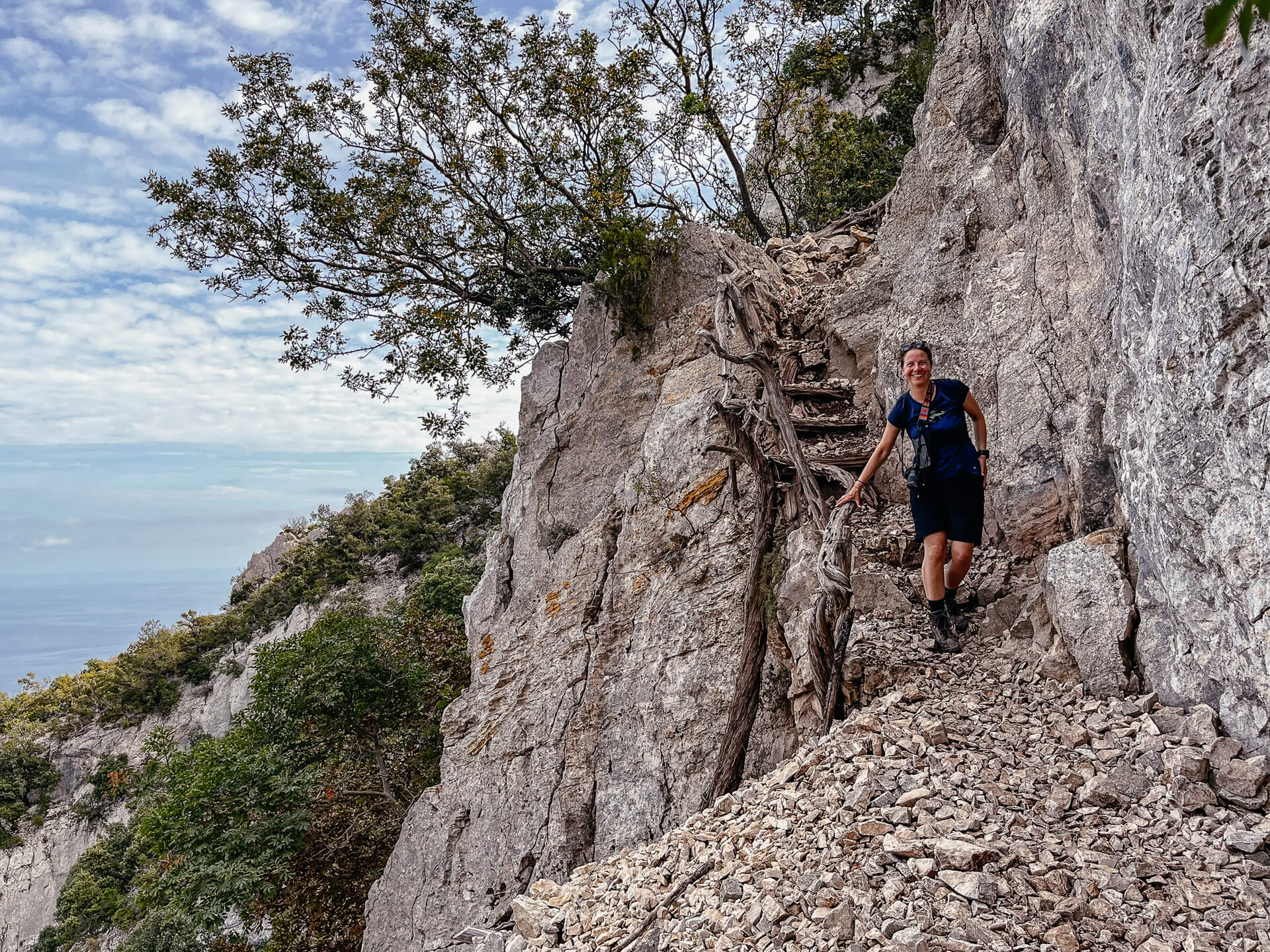 Abenteuerlicher Wanderweg zum Arco Mariolu