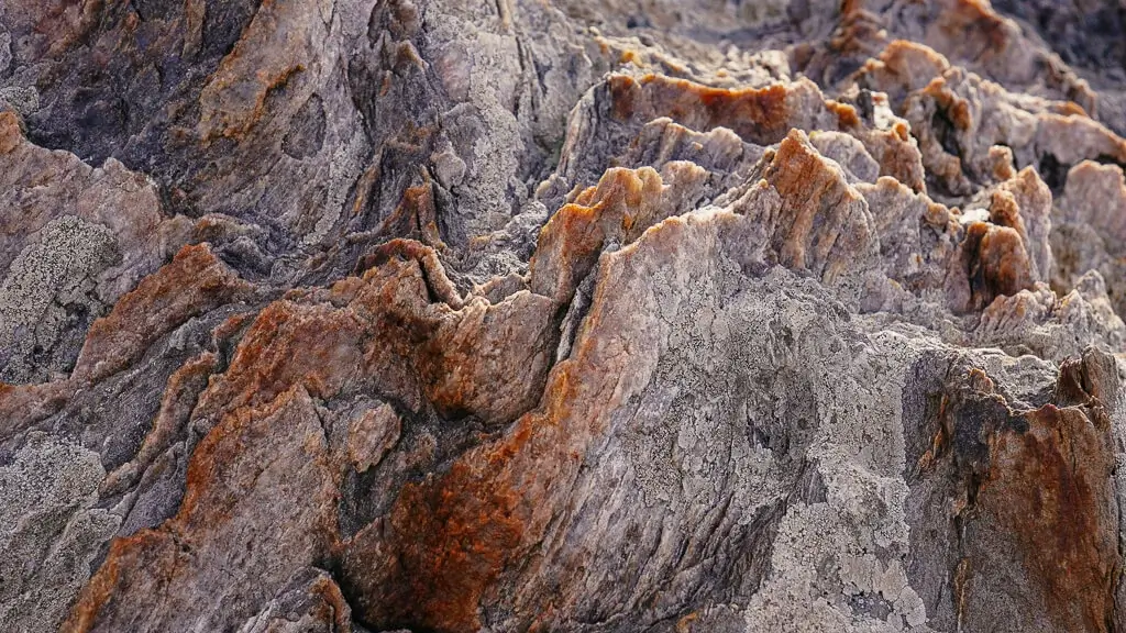 Katalonien wandern inmitten von Felsformationen des Naturparks Cap de Creus