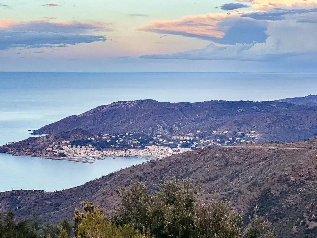 Katalonien wandern von El Port de la Selva zum Kloster Sant Pere de Rodes